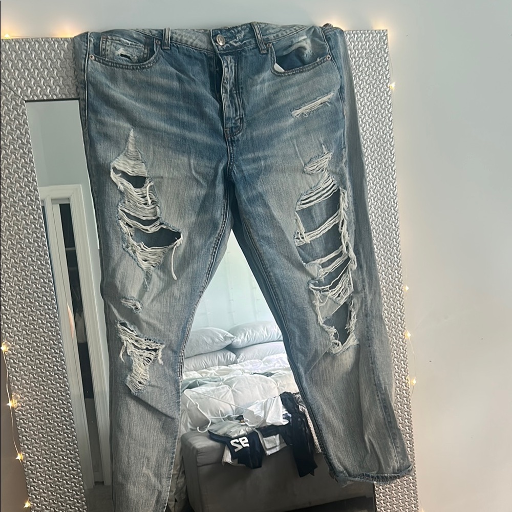 American Eagle Outfitters Blue Relaxed Jeans Distressed Style